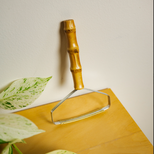 Farewell Lint: Say Hello to the Best Bamboo Carpet Remover Ever!
